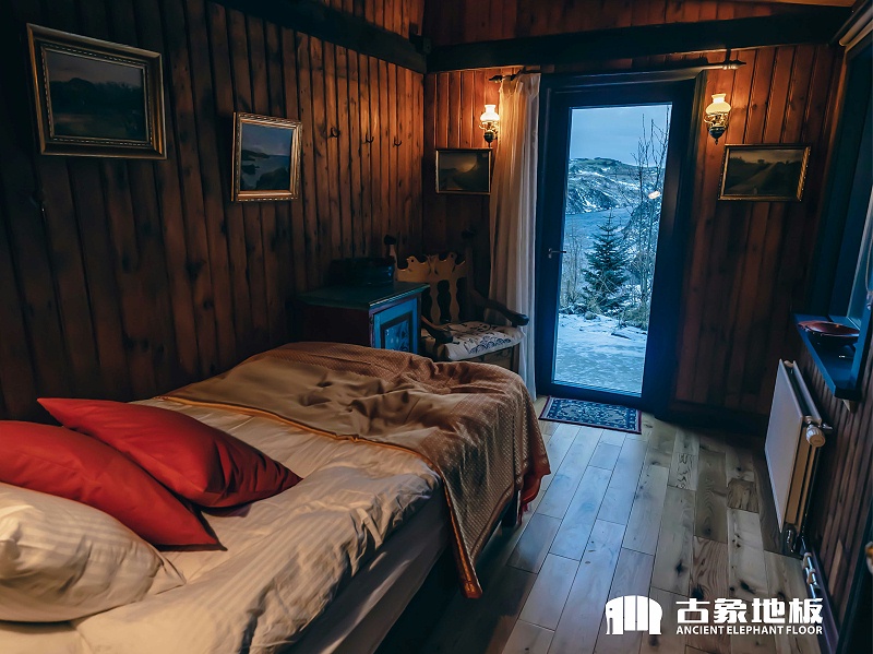 實木地板讓老人住的安全
